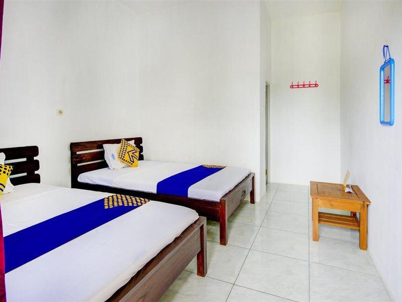 Reddoorz Near Pamugaran Beach パンガンダラン エクステリア 写真